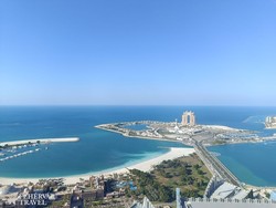 panoráma Abu Dhabira az Etihad-tornyokból