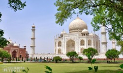 a Taj Mahal mauzóleum Agrában