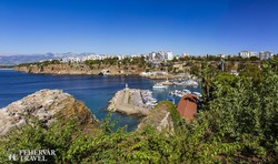 pillantás Antalya kikötőjére