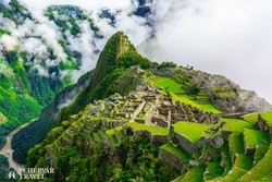 Machu Picchu romvárosa 400 méterrel a folyó felett
