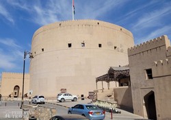 Nizwa – erőd és várkastély