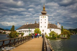 Gmunden bájos Tavi Kastélya