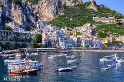 Amalfi látképe a tenger felől