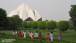 Delhi - a lótuszvirág alakú Bahai-templom