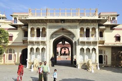 Jaipur - a maharadzsa palotájának bejárata